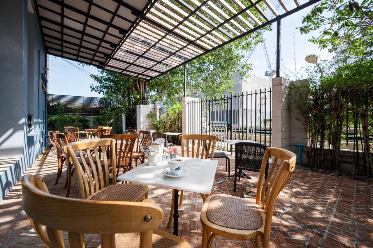 Kokotel Bangkok Dheva Thonglor Buitenkant foto