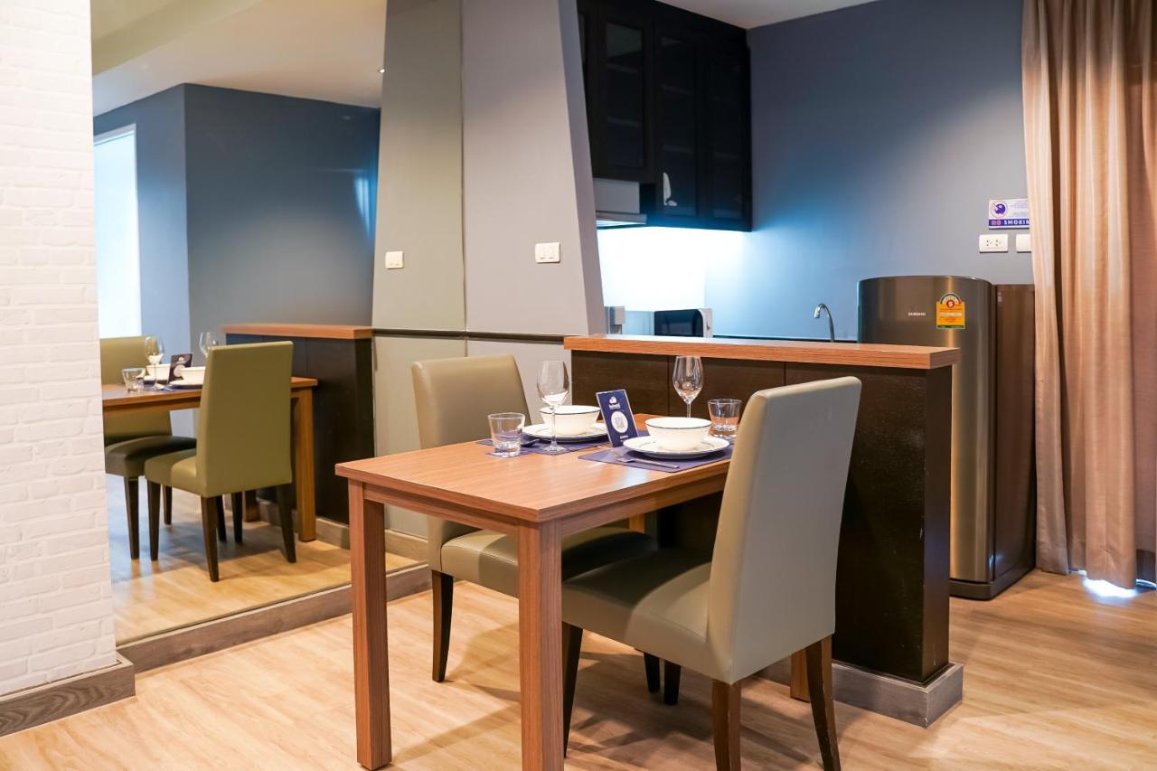Kokotel Bangkok Dheva Thonglor Buitenkant foto